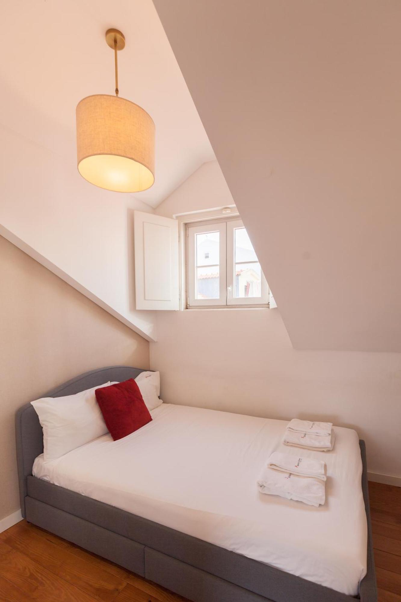 FLH Portas do Sol Duplex with Terrace Lisboa Exterior foto